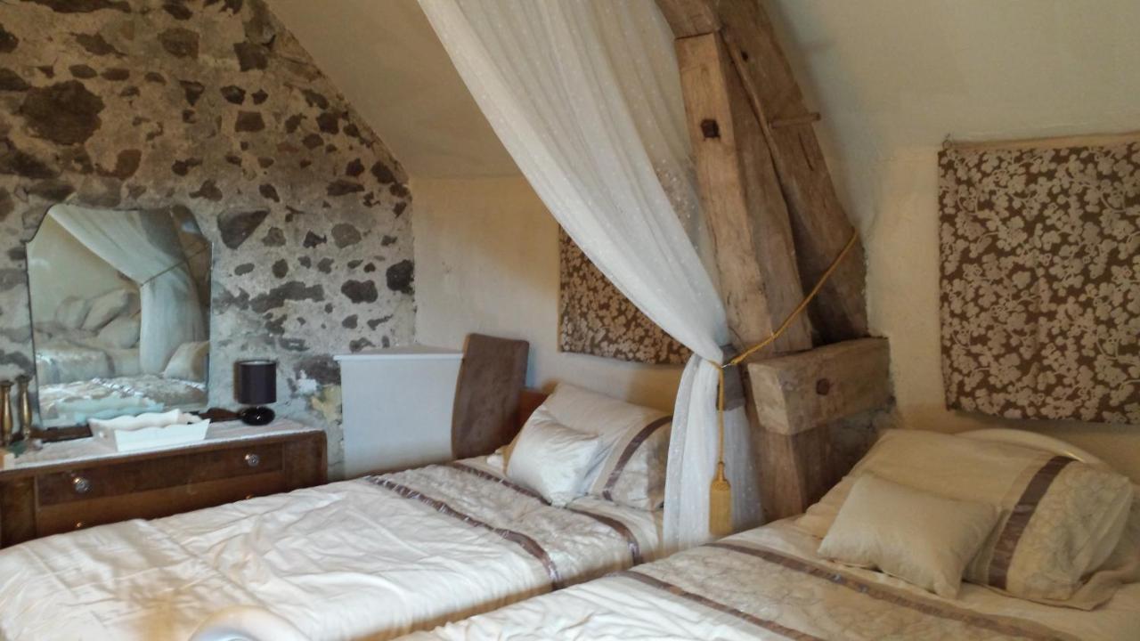 Le Petit Savriere B&B Tronget Eksteriør bilde