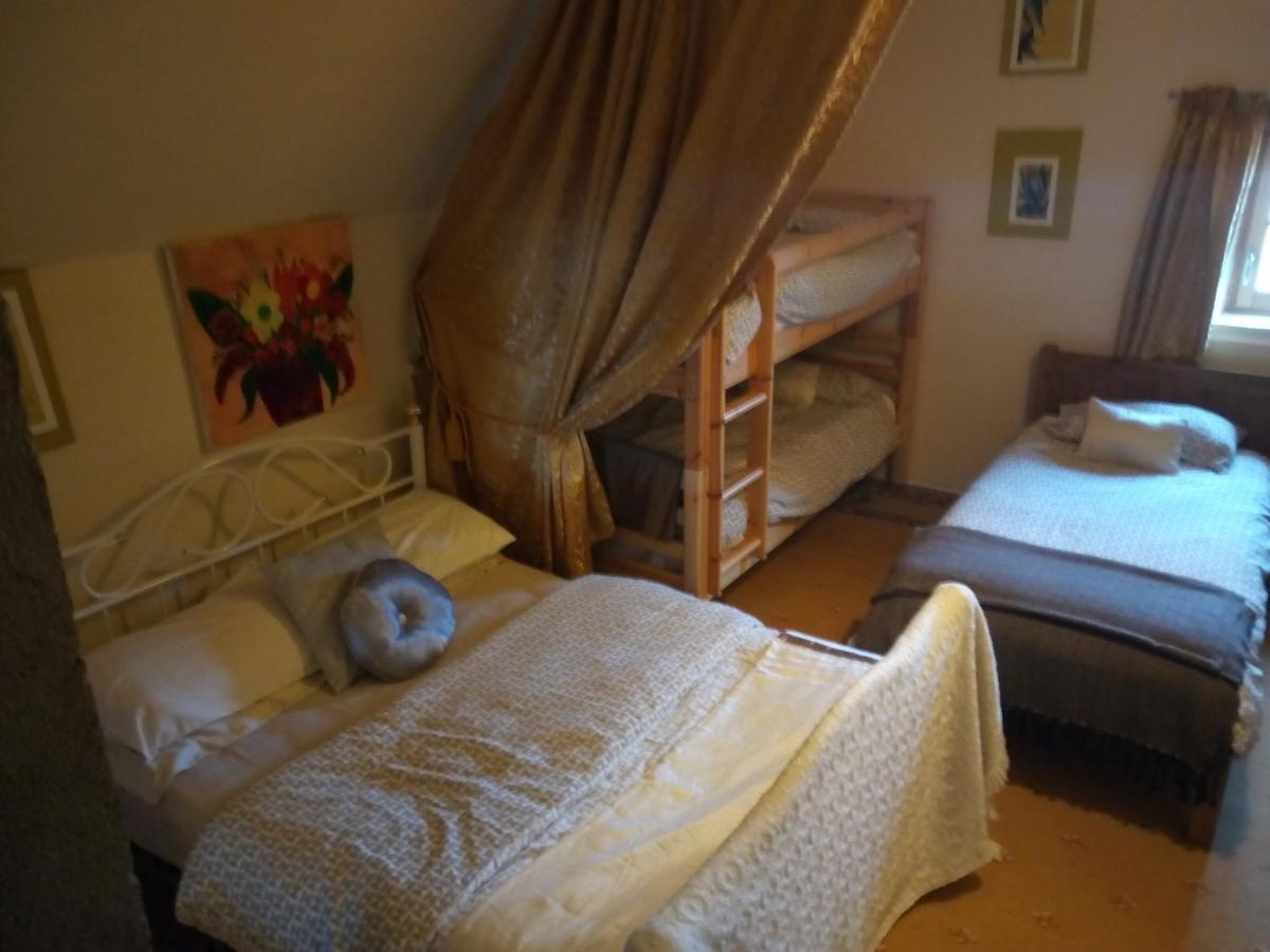 Le Petit Savriere B&B Tronget Eksteriør bilde